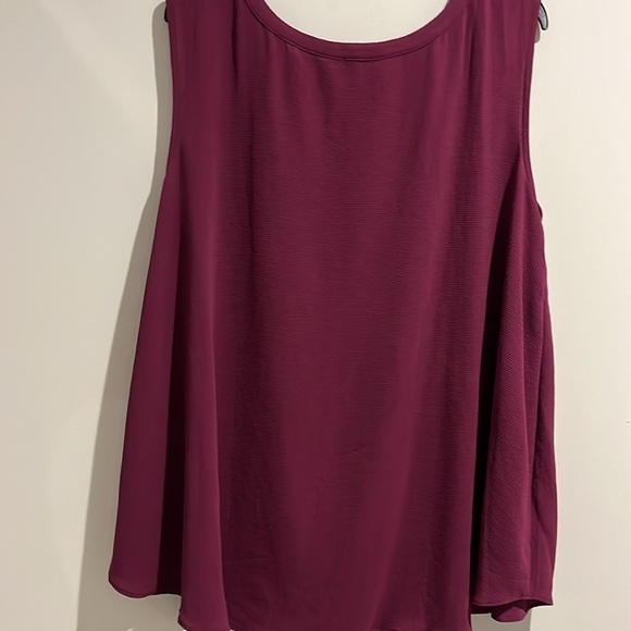 Avenue purple top. Size 30/32. - Picture 5 of 5